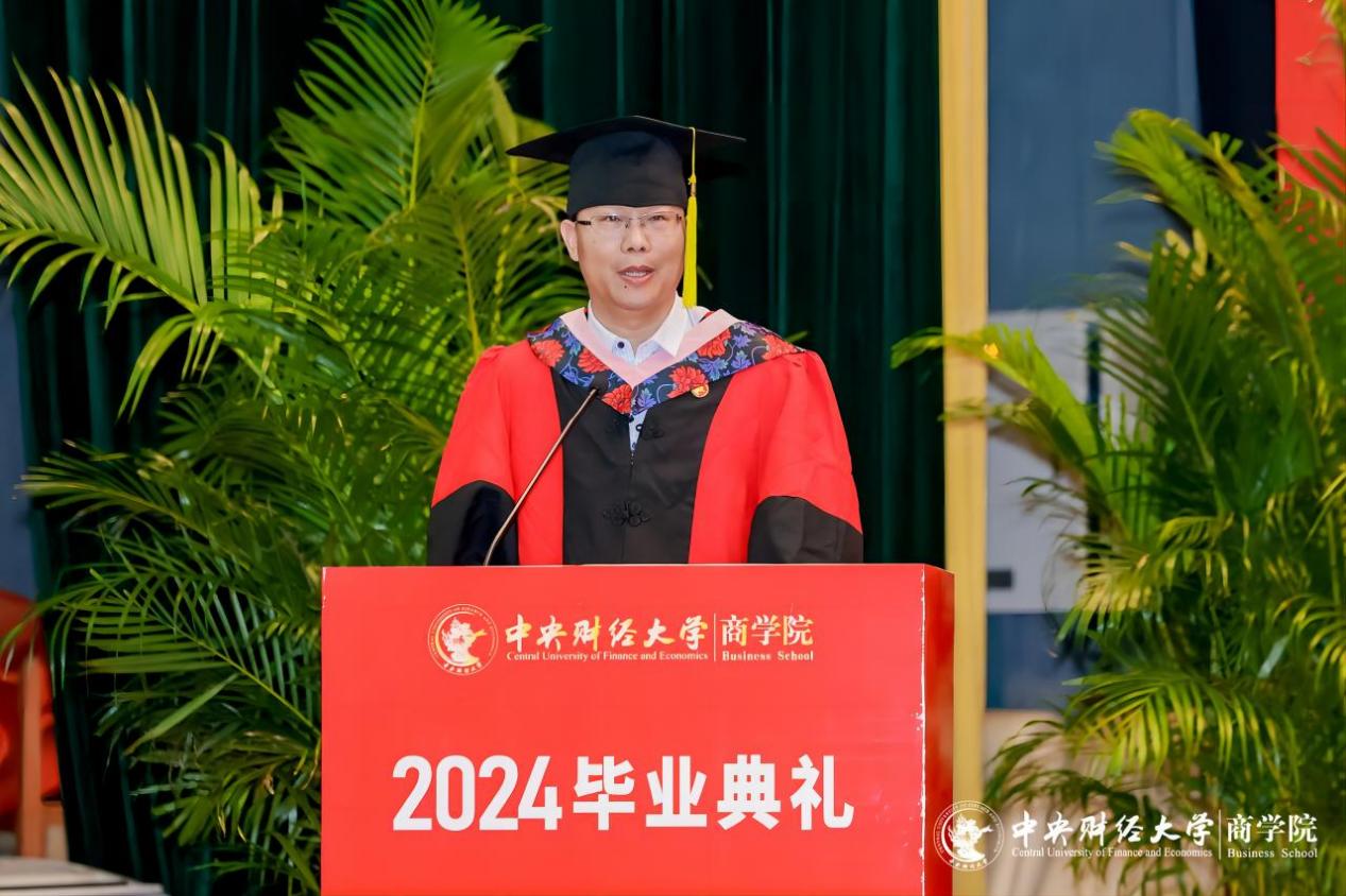 beat365亚洲体育副经理刘小元(1)